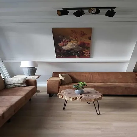 Casa vacanze In Near Forest Stramproy