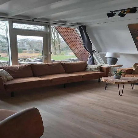 Vakantiehuis In Near Forest